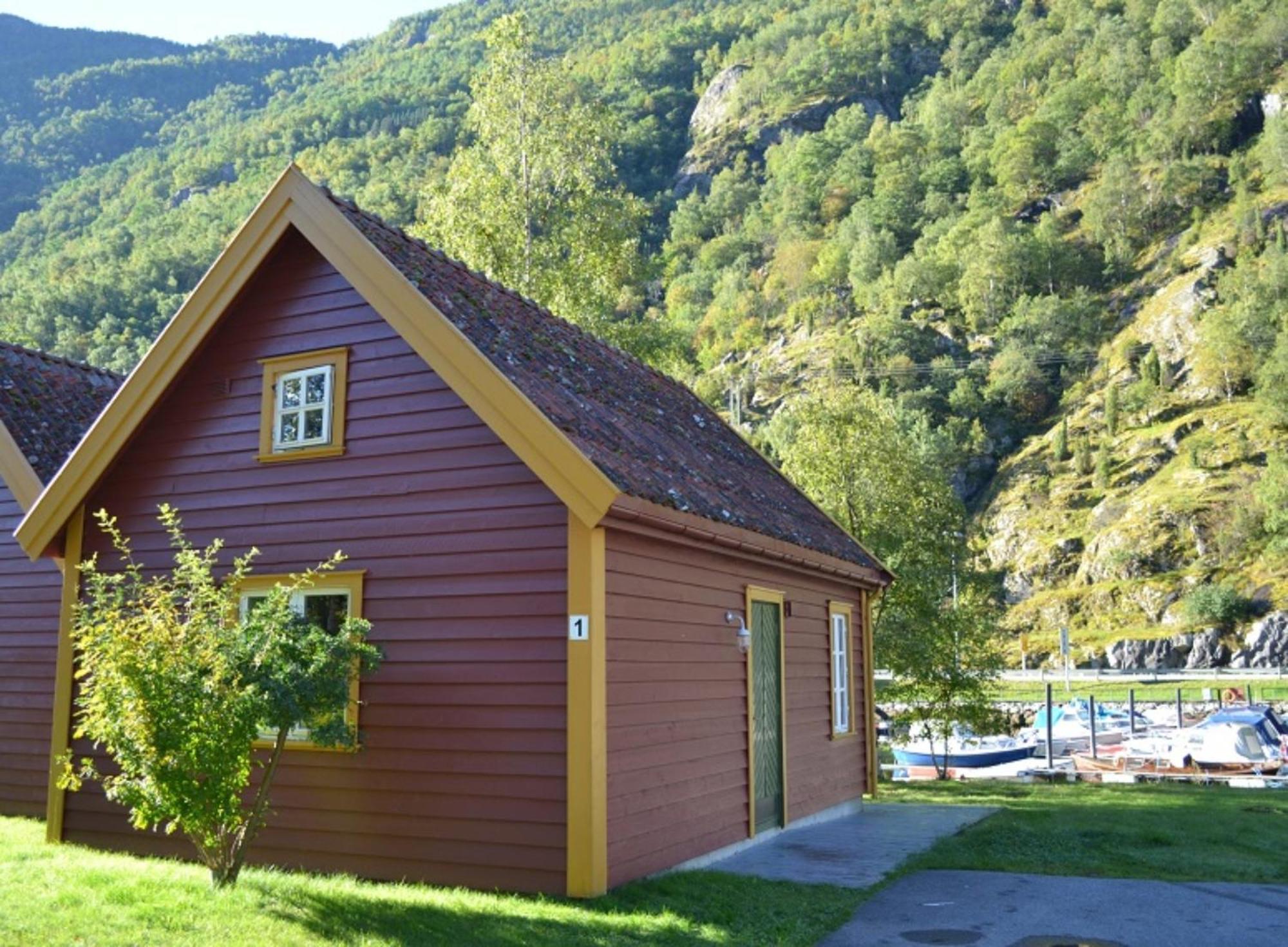 Laerdal Ferie- Og Fritidspark Lærdalsøyri Esterno foto